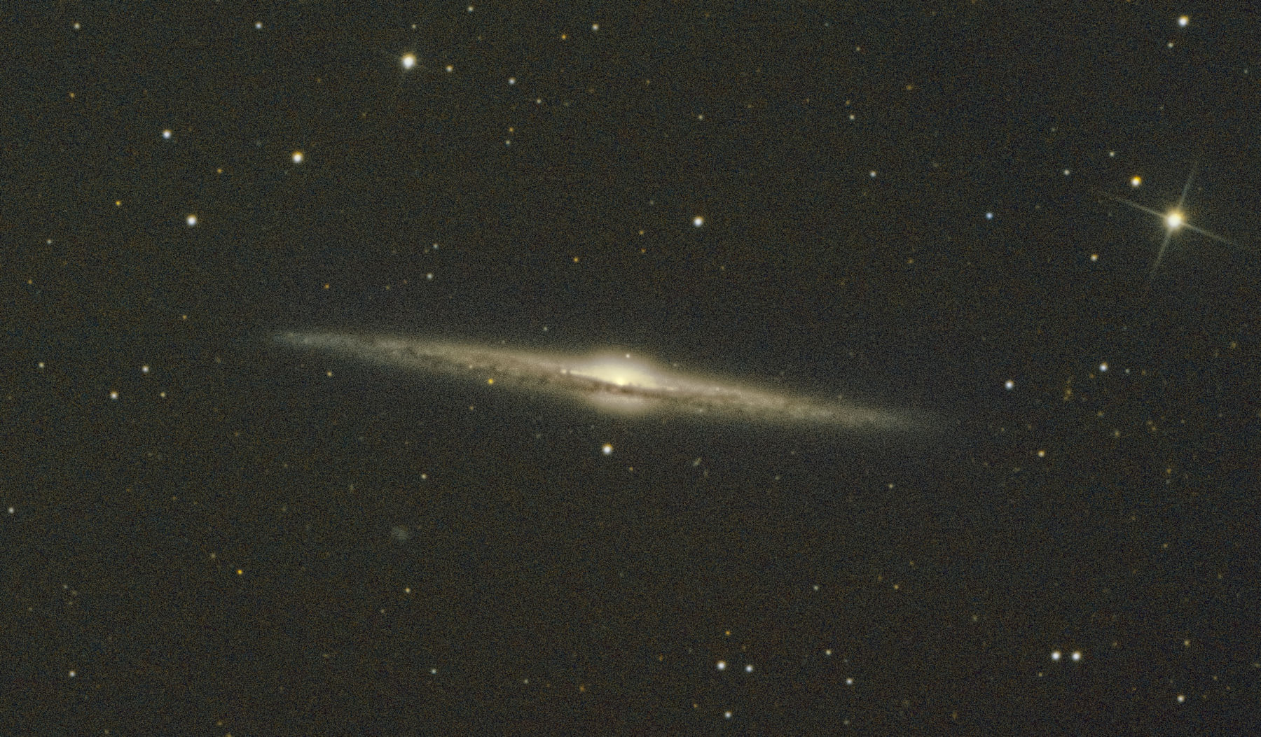 ngc4565_05-2021 Ausschnitt
