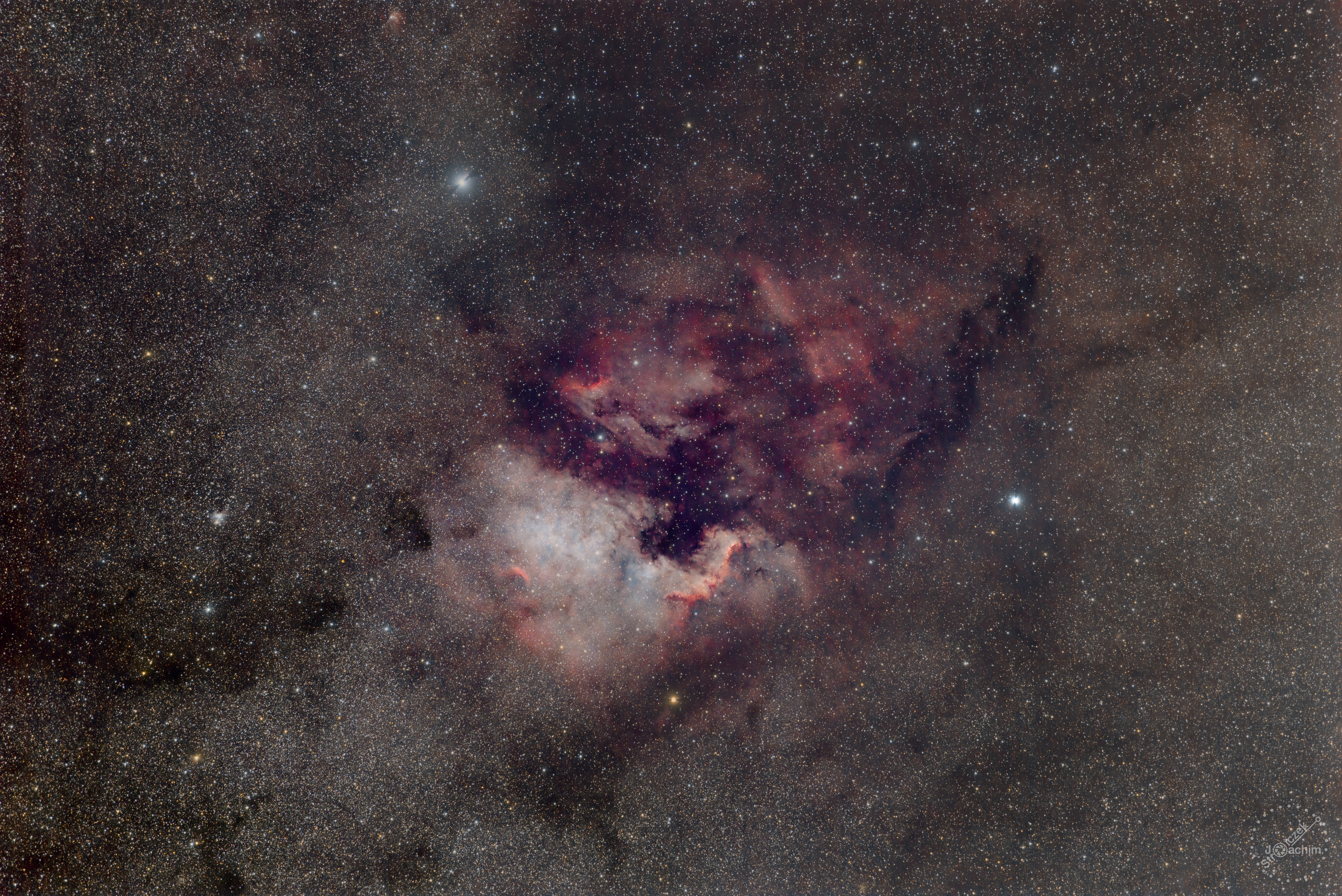 NGC 7000 und IC5070: Nordamerika- und Pelikan-Nebel | 11.8.2021 |Canon 6D | Canon EF 70-200mm | ISO1000, 124x90s