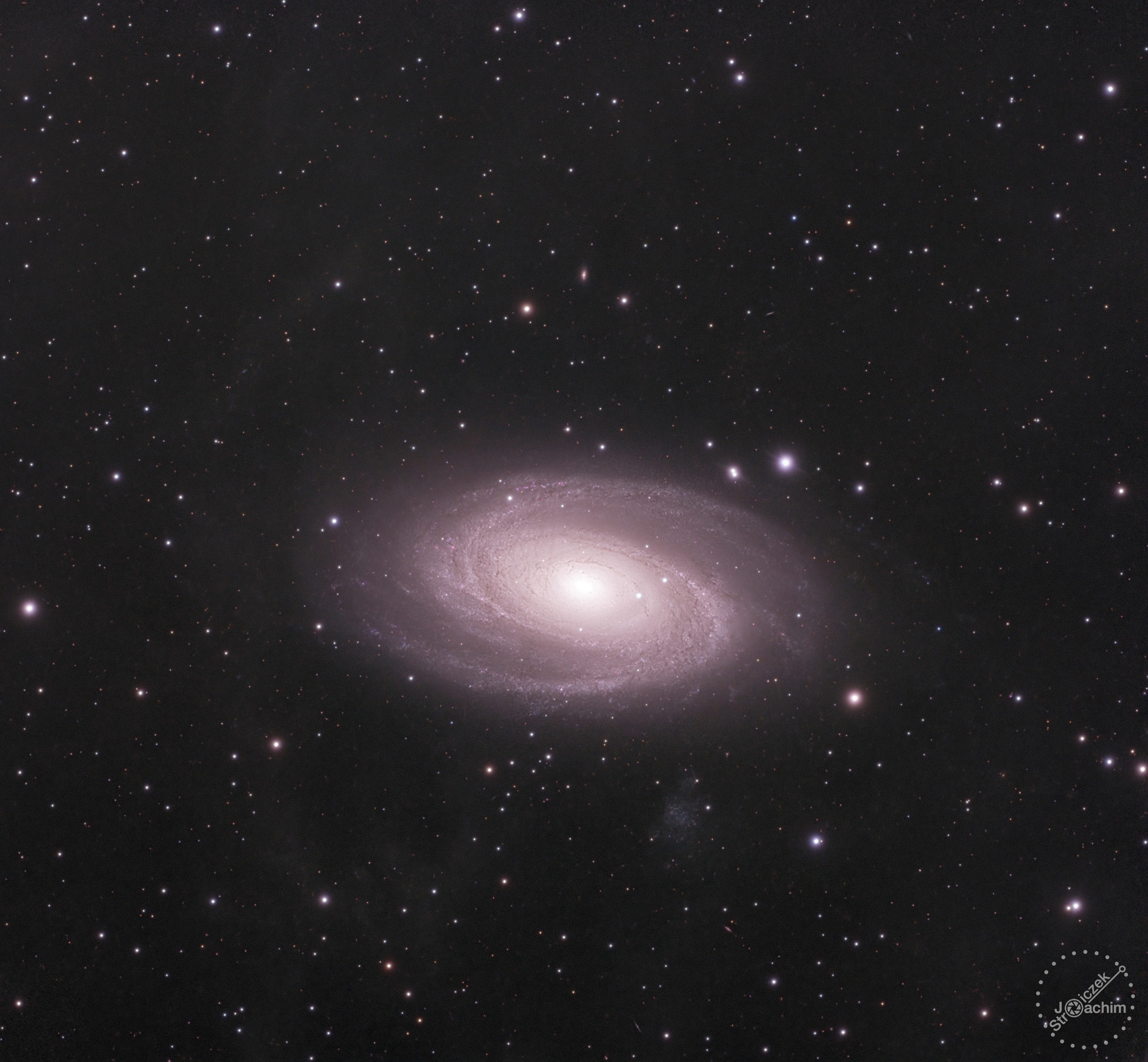 M81 | 4.3.2025 | ASI533 | ZWO FF107 | 331x180 RGB (16,6 Std.)