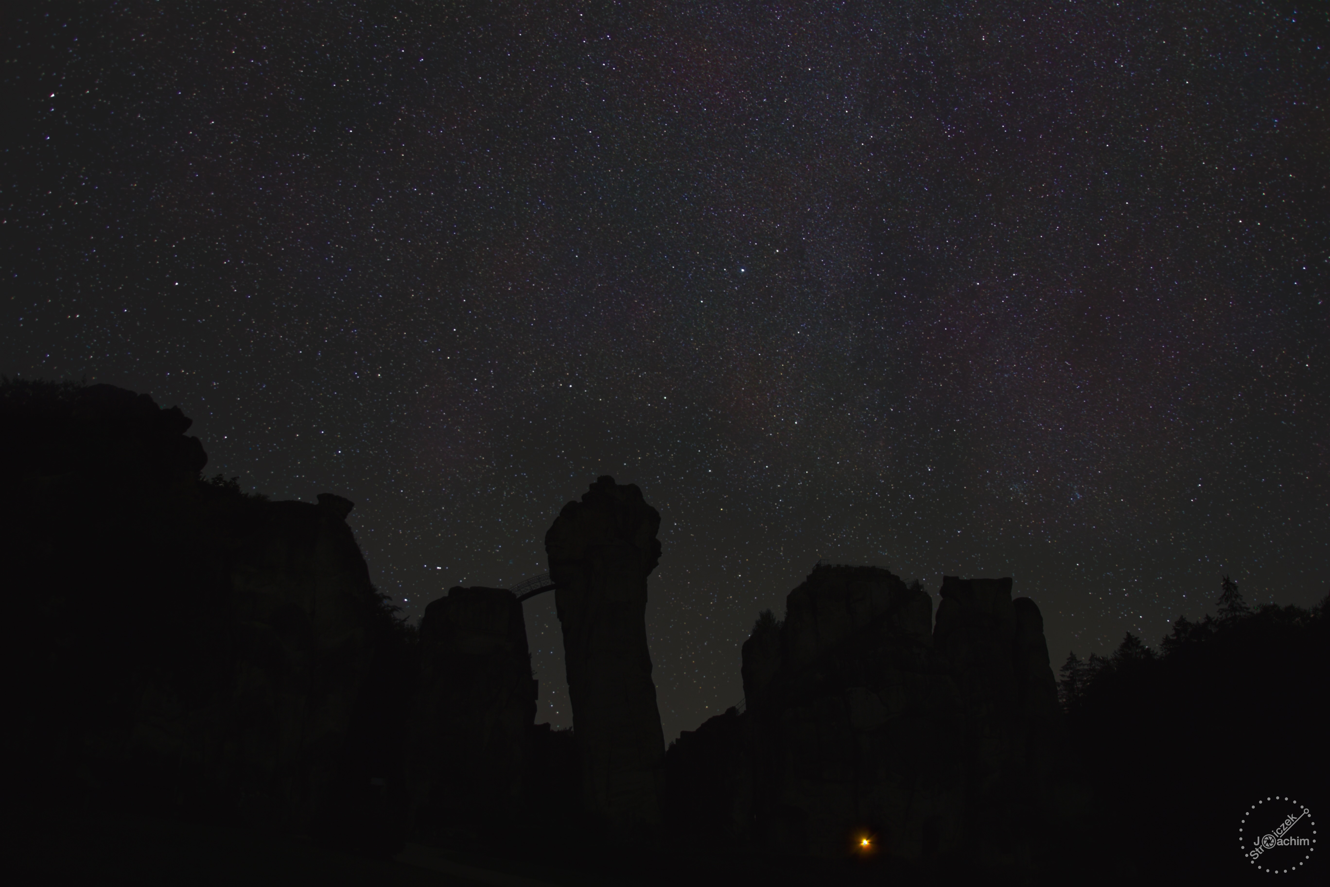 Externsteine | 17.9.2020 | Canon 6d | 28mm | ISO2500 x 25x15s  